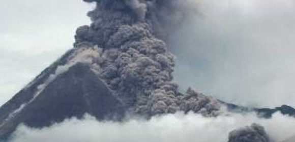 Gunung Marapi Kembali Meletus, Diiringi Dengan Dentuman