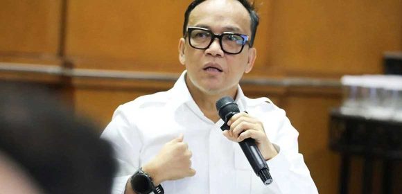 Wamenaker Usut Syarat Usia Dalam Lowongan Kerja