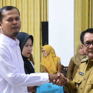 46 CPNS Padang Pariaman Resmi Terima SK Pengangkatan