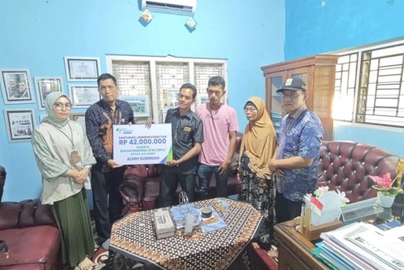 BPJS Ketenagakerjaan Padang Pariaman Berikan Santunan Risiko Kematian Rp42 Juta Kepada Peserta Yang Telah Terdaftar Di BPJS Ketenagakerjaan