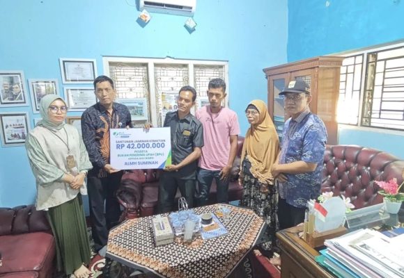 BPJS Ketenagakerjaan Padang Pariaman Berikan Santunan Risiko Kematian Rp42 Juta Kepada Peserta Yang Telah Terdaftar Di BPJS Ketenagakerjaan