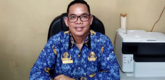 Pemerintah Kabupaten Padang Pariaman Salurkan Seragam Gratis Untuk Siswa Baru Di Jenjang SD Dan SMP