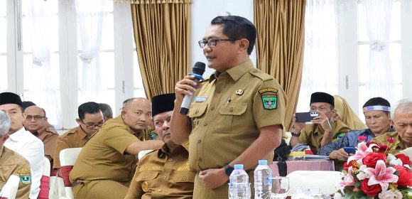 Bupati John Kenedy Azis Tegaskan Komitmen Padang Pariaman Percepat Penerapan Standar Pelayanan Minimal