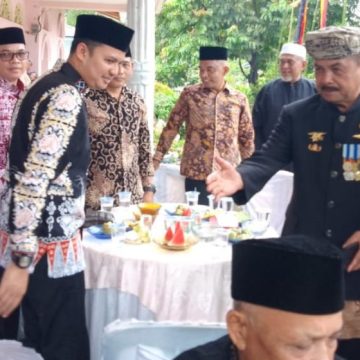 Wabup Rahmat Hidayat Hadiri Prosesi Guntiang Siriah Pemberian Gelar Adat