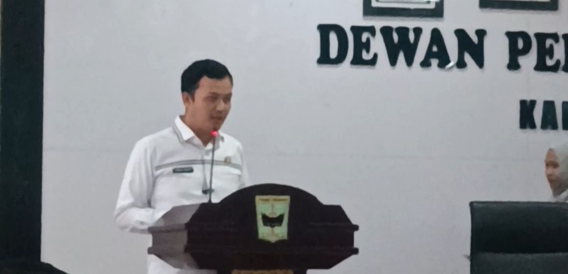 WEBSITE Pemerintah Padang Pariaman Jawab Pandangan Umum Fraksi Atas Perubahan APBD 2025