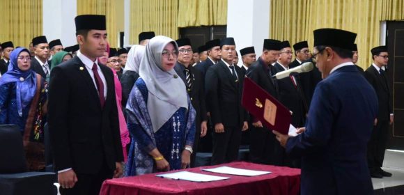 Bupati JKA, Rotasi Pejabat di Padang Pariaman, Siap Diganti Jika Tak Sesuai Harapan!