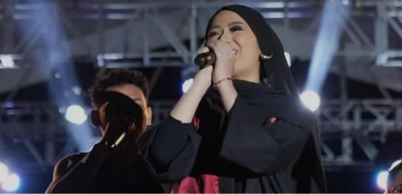 WEBSITE (18) MojaoArt Transformasikan Songket Silungkang Masuk Ke Trend Fashion Gen Z