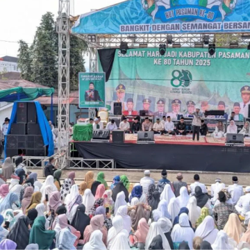 WEBSITE (7) Ribuan Jamaah Padati Halaman GOR Tuanku Rao, Pasaman Ikuti Tabligh Akbar Ustad Ucay Batubara
