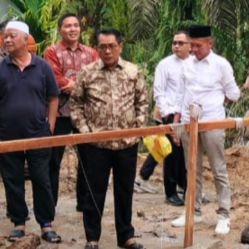 WEBSITE (9) Tinjau Pembangunan Jembatan Batang Maduang: JKA Ingatkan Pelaksanaan untuk Kerja Sesuai Spesifikasi dan Tepat Waktu