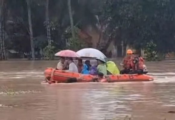 WEBSITE (15) Pemkab Padang Pariaman Catat 10.575 Warga Terdampak Banjir