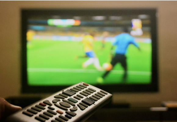 WEBSITE - 2025-11-14T113420.573 Terlihat Mati tapi Sedot Daya, Ini Cara Hemat Listrik dari “Daya Hantu” di Rumah