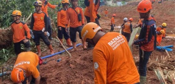Baznas RI Terjunkan Tim Bantu Evakuasi Korban Longsor Di Cilacap