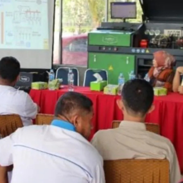 WEBSITE - 2025-11-24T103605.165 UNP Latih Guru SMK Dan Mekanik, Hidupkan Kembali Test Bench Common Rail Yang Mangkrak Lima Tahun