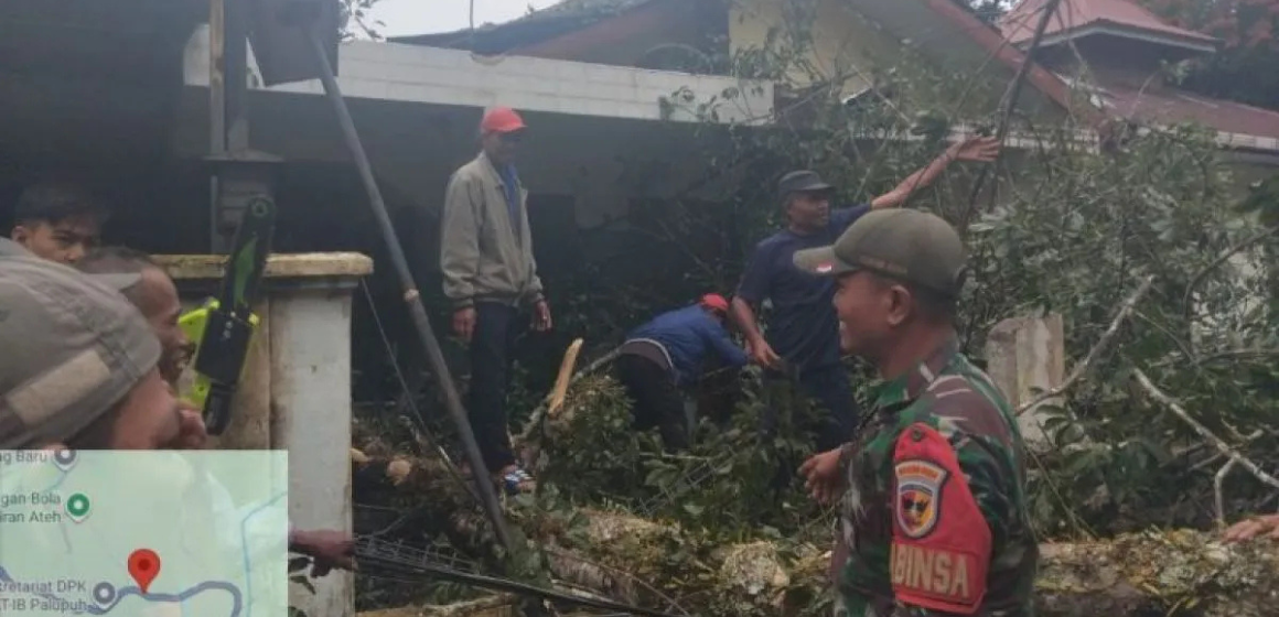 WEBSITE - 2025-11-26T085518.780 Seorang Warga Palupuh Agam Meninggal Dunia Tertimbun Longsor