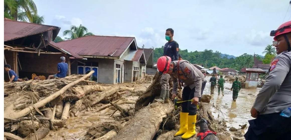 WEBSITE (17) Korban Meninggal Dunia Dampak Bencana di Agam Capai 120 Orang