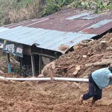 Akses Jalan Provinsi Simpang Empat-Talamau Baru Bisa Dilalui Roda Dua