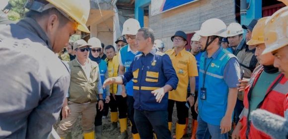 WEBSITE (27) Kementerian ESDM Percepat Pemulihan Distribusi BBM-Listrik Di Sumbar