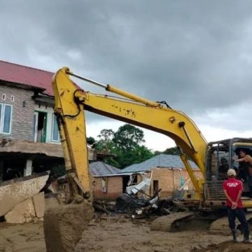WEBSITE (33) Korban Meninggal Dunia Di Agam Capai 181 Orang, 76 Belum Ditemukan
