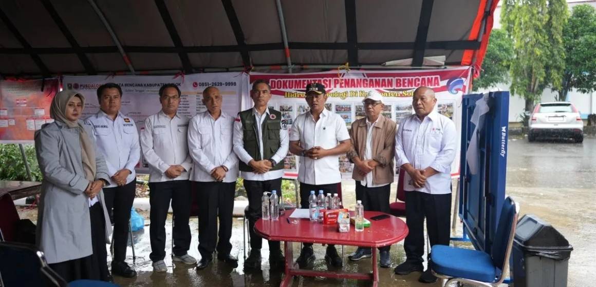 WEBSITE (38) Bupati Solok imbau warga waspada terhadap status Gunung Talang