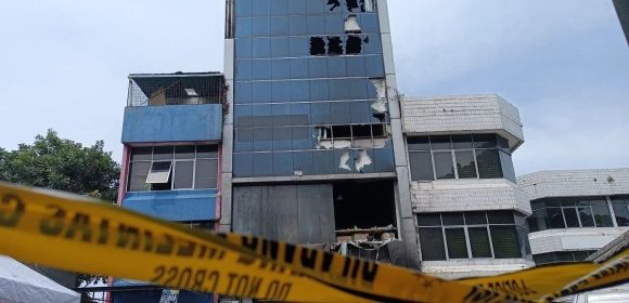 WEBSITE (39) Kebakaran Ruko Jakpus, Dirut Terra Drone Ditetapkan Sebagai Tersangka