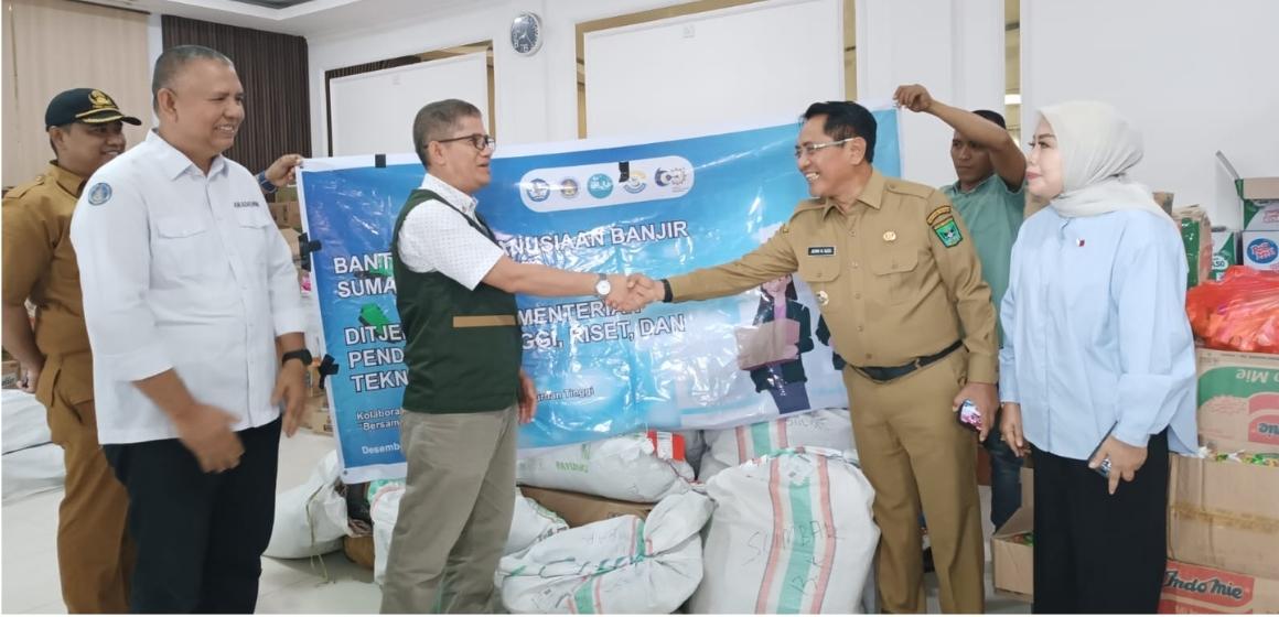 WEBSITE (72) ISI Padang Panjang Salurkan Bantuan Kemanusiaan untuk Korban Banjir Padang Pariaman