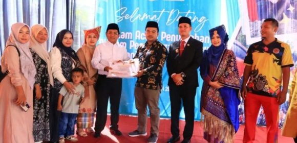 Pemkab Padang Pariaman Beri Penghargaan Kepada 600 Relawan Bencana Hidrometeorologi