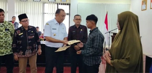 Meringankan Duka di Agam: Kemensos Salurkan Santunan Rp2,92 Miliar bagi Korban