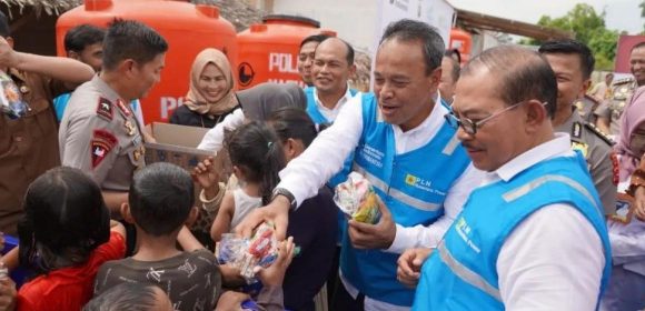 WEBSITE - 2026-01-21T103803.991 Kolaborasi PLN dan Polda Sumbar Atasasi Masalah Air Bersih di Sungai Buluah Utara