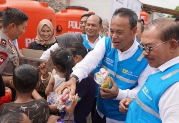 Kolaborasi PLN dan Polda Sumbar Atasasi Masalah Air Bersih di Sungai Buluah Utara