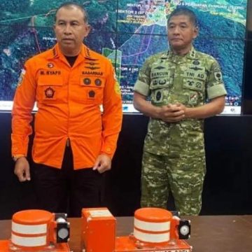 WEBSITE - 2026-01-22T090037.477 Kepala Basarnas Segera Serahkan Black Box Pesawat ATR Ke KNKT