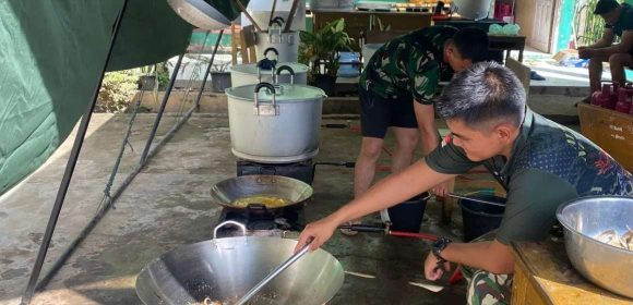 WEBSITE - 2026-01-23T111445.477 Aksi Nyata TNI di Salareh Aia: Kawal Distribusi Pangan bagi 168 Warga Terdampak