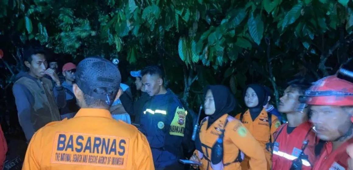 WEBSITE - 2026-01-26T090441.819 Update Banjir Agam: Tim SAR Temukan Korban Hilang Setelah Pencarian Intensif