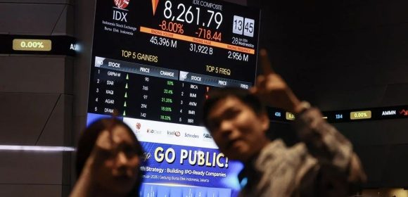 WEBSITE - 2026-01-29T103934.891 Pasar Modal Guncang! Perdagangan Saham Dihentikan Usai IHSG Turun 8 Persen