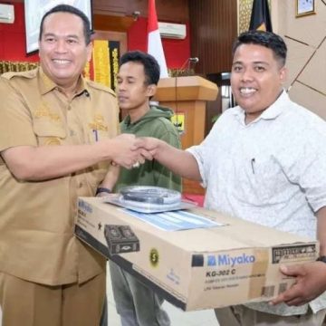 Kabar Baik dari Pariaman! 100 UMKM Korban Bencana Dapat Modal dari BI-Kementerian.