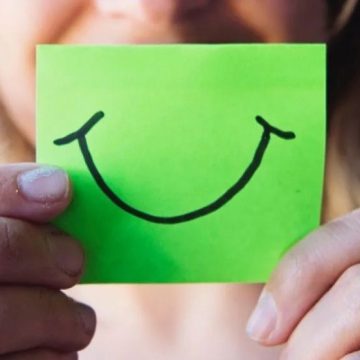 Ingin Hidup Lebih Tenang? Simak Tips Bahagia dari Sudut Pandang Psikolog