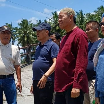 Bupati Padang Pariaman Tinjau Lokasi Jembatan Anduriang Putus, Jembatan Darurat Segera Dibangun