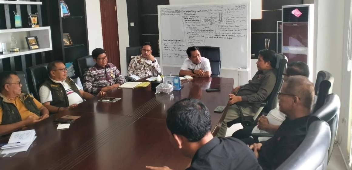 WEBSITE - 2026-03-06T102945.435 Bupati Padang Pariaman Audensi dengan KONI Sumabr, Bahas Persiapan Porprov 2026