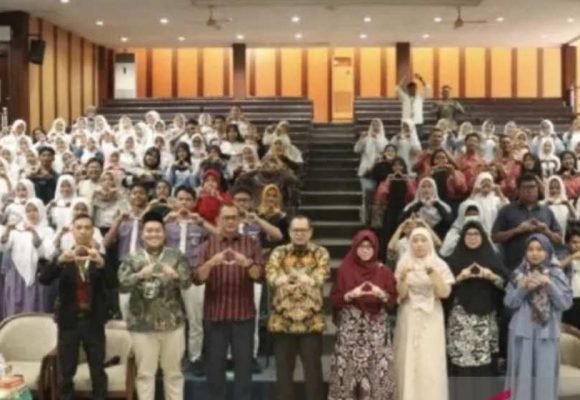 Meneguhkan Nilai Kebangsaan Di Tengah Arus Perubahan