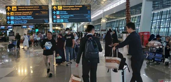 WEBSITE - 2026-03-18T093006.124 Kemenhub Pastikan Penerbangan Internasional Tetap Beroperasi