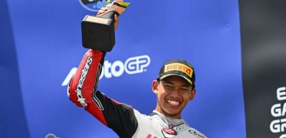WEBSITE - 2026-03-23T100725.822 Veda Ega Posisi Ketiga Klasemen Usai Capai Podium GP Brasil