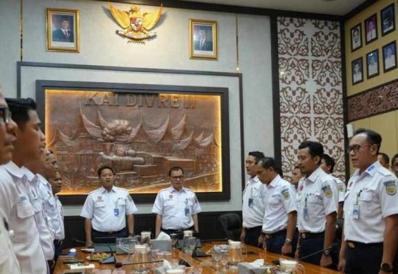 WEBSITE - 2026-03-31T084100.887 KAI Divre II Sumbar Catat Zero Accident, Posko Lebaran 2026 Berakhir Gemilang