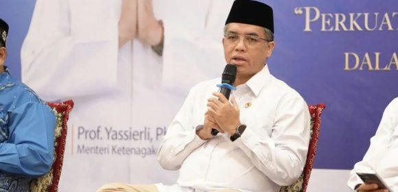 WEBSITE - 2026-03-31T090335.792 Menaker Tekankan Peningkatan Mutu dan Kemudahan Akses Layanan Ketenagakerjaan
