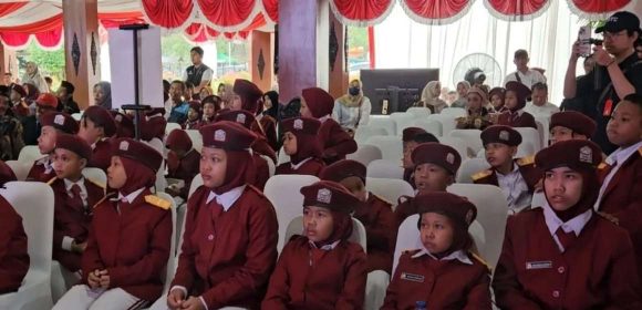 Harapan Baru Anak Mentawai Tumbuh di Sekolah Rakyat Trenggalek