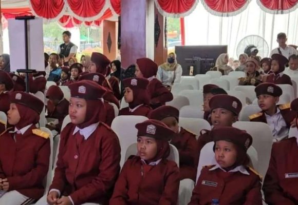 Harapan Baru Anak Mentawai Tumbuh di Sekolah Rakyat Trenggalek
