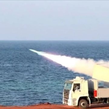 Serangan Iran Sasar Israel dan Basis AS di Bahrain, Kuwait, hingga UEA