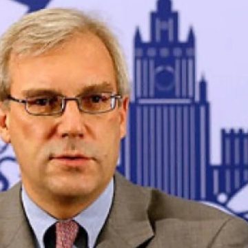 Rusia Kritik Penguatan Potensi Nuklir Inggris Dan Prancis