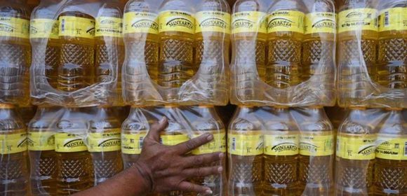 WEBSITE - 2026-04-22T091532.424 Mendag Akui Harga Minyak Goreng Naik: Karena Plastik