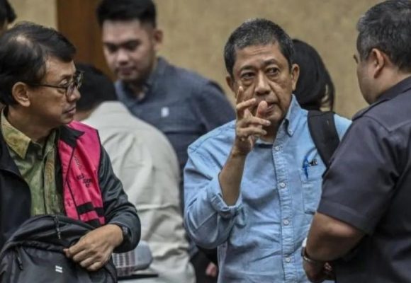 Eks Dirut Pertamina Patra Niaga Hadapi Sidang Tuntutan Korupsi Minyak
