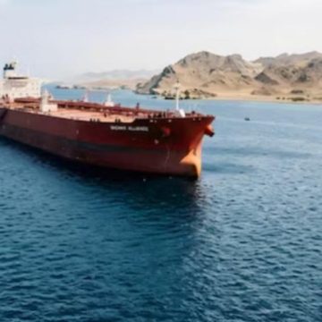 Iran Sita Dua Kapal di Selat Hormuz, Harga Minyak Meroket