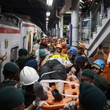 KAI: Enam Orang Meninggal Dunia Akibat Kecelakaan Kereta di Bekasi